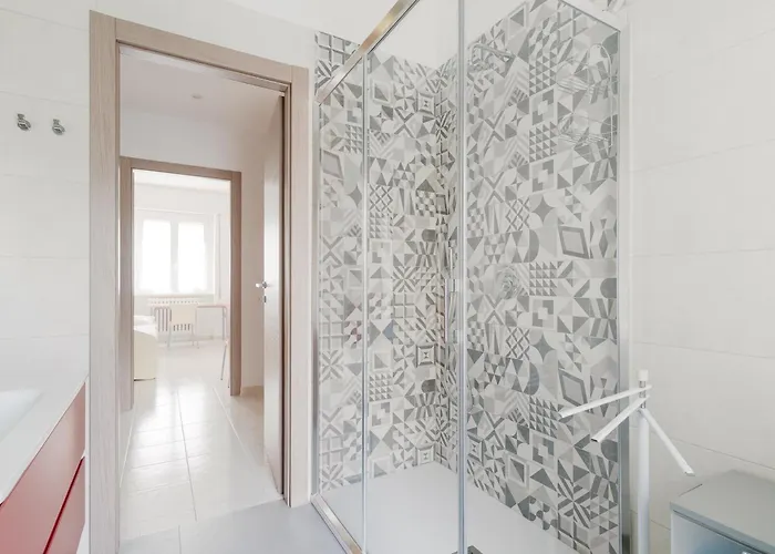 Guesthost - Piazza Abbiategrasso Chiesa Rossa Apartment