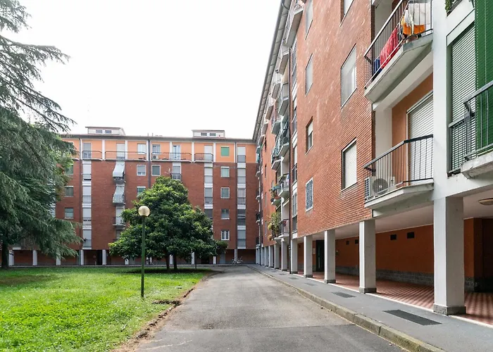 Guesthost - Piazza Abbiategrasso Chiesa Rossa Appartement Milaan